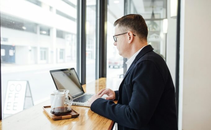 Challenges and Opportunities in Thailand’s Aging Society for Businesses